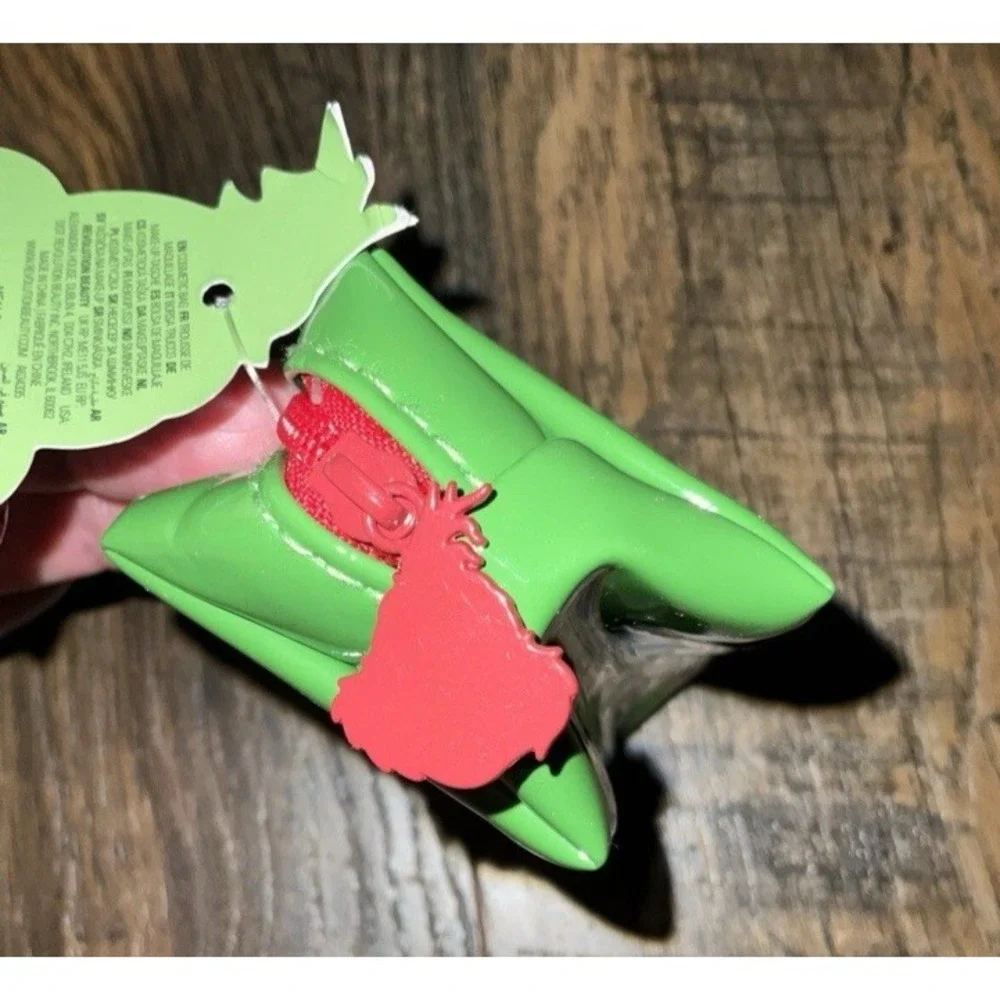 The Grinch x Makeup‎ Revolution Cosmetics Mini Cosmetic Bag New NOS Seuss